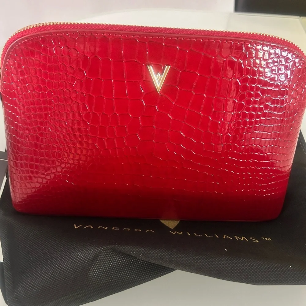 Vanessa Williams Elegant Red Crocodile-Embossed Women's Cosmetic bag
